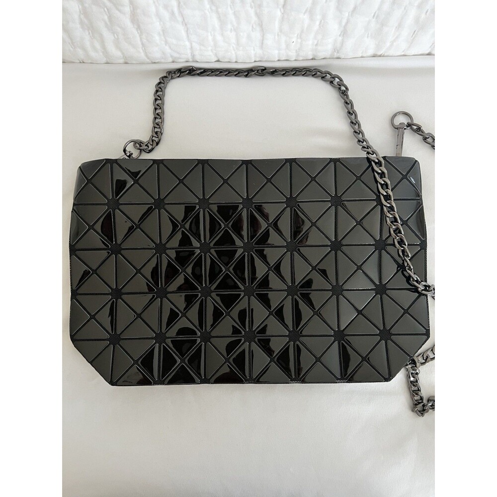 bao bao Issey Miyake Black Prism Chain Crossbody Bag EUC - Picture 1 of 7